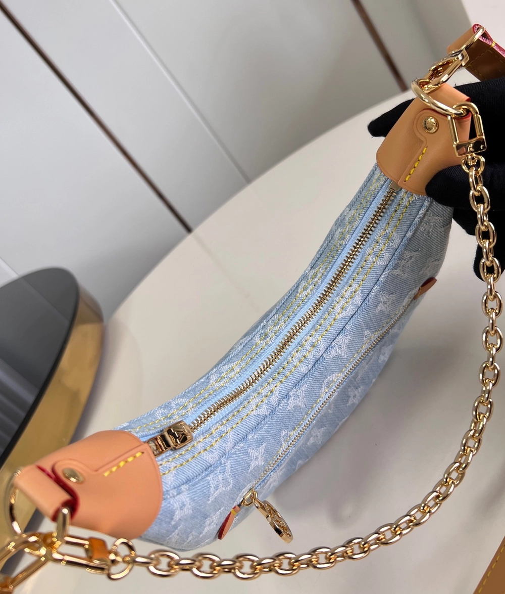 루이비통 루프 숄더백 M24864