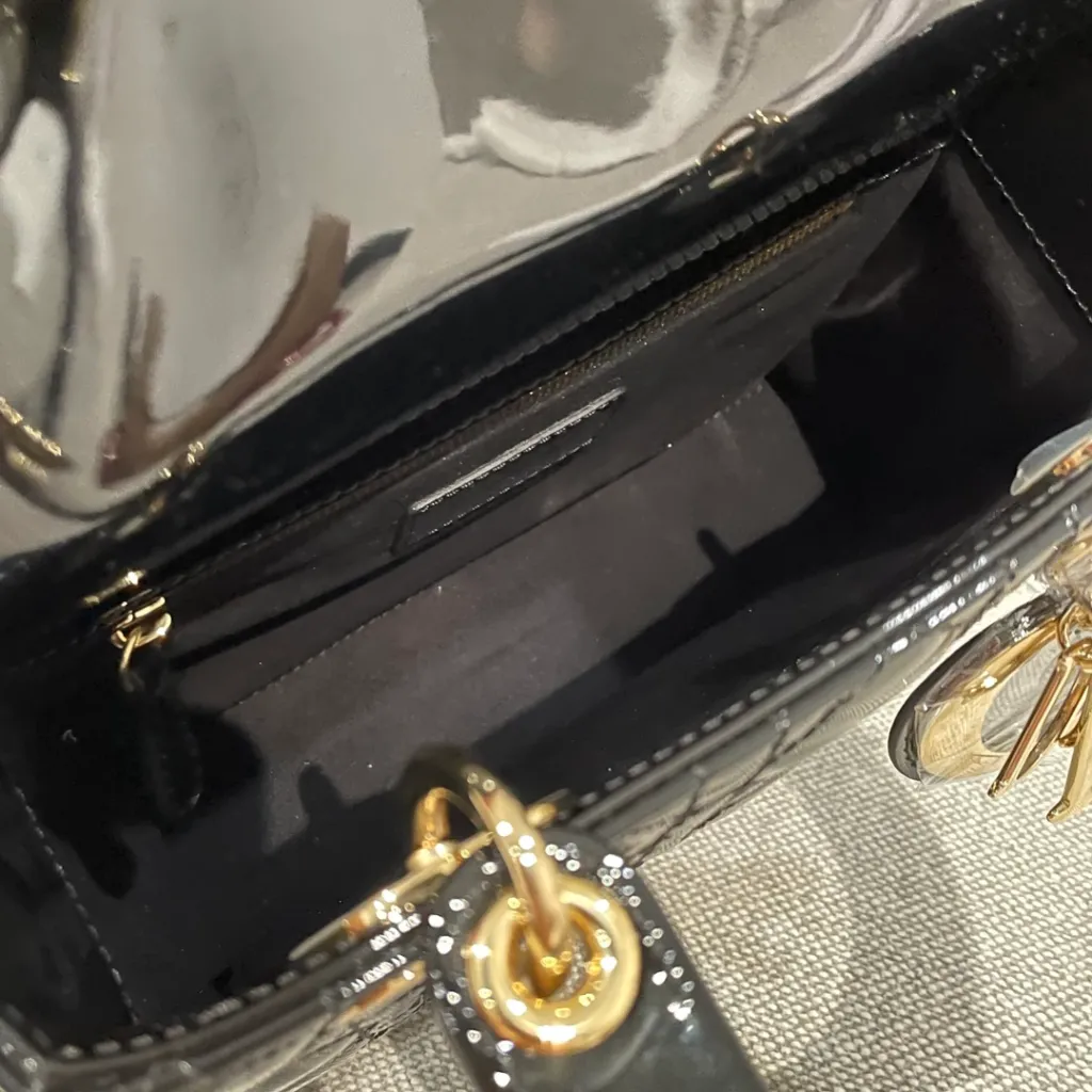 디올 레이디 디올 스몰 백 블랙 페이던트