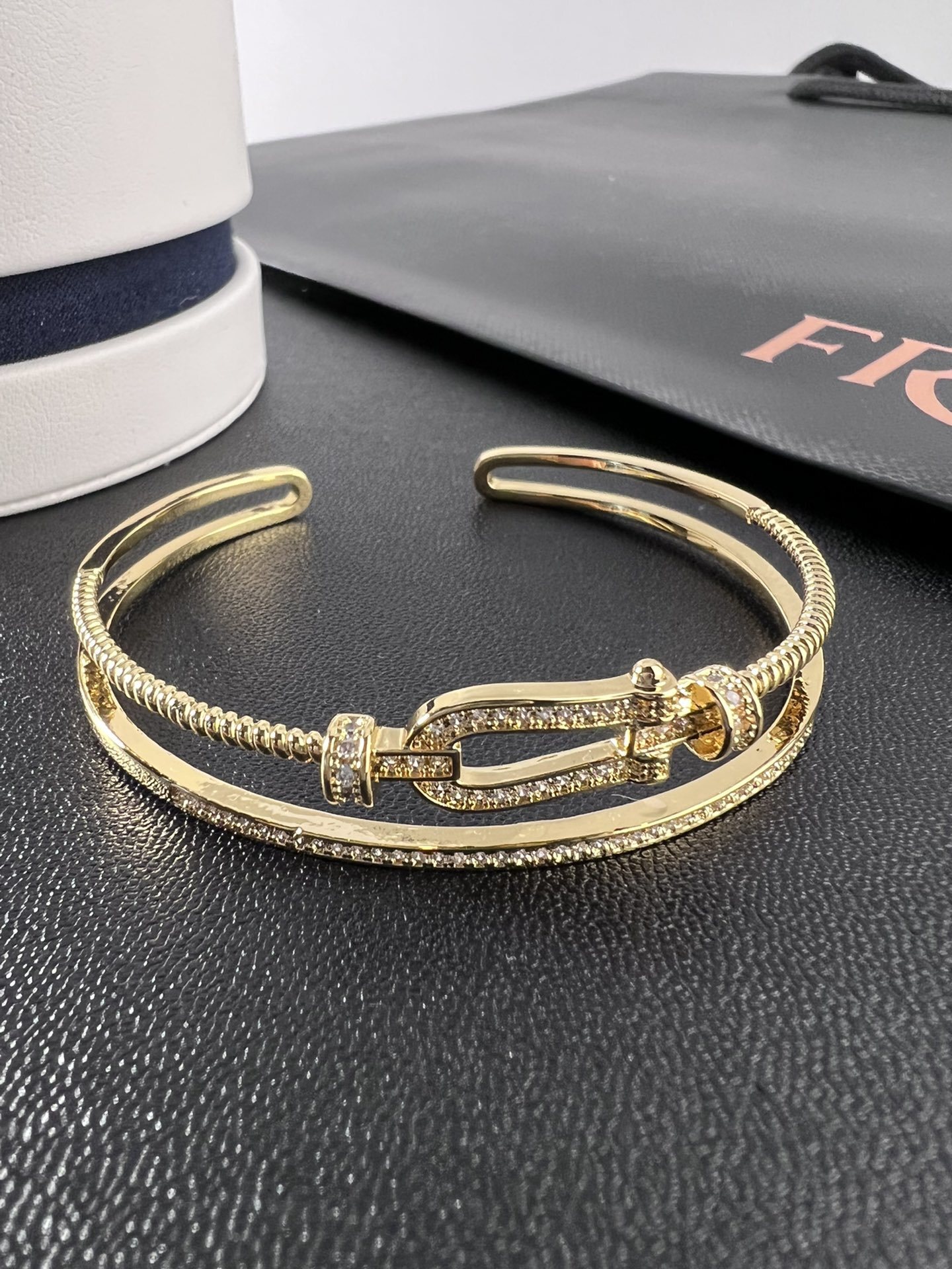 18K 하이엔드 미러급 프레드 포스텐 팔찌 (구성품 풀박스)