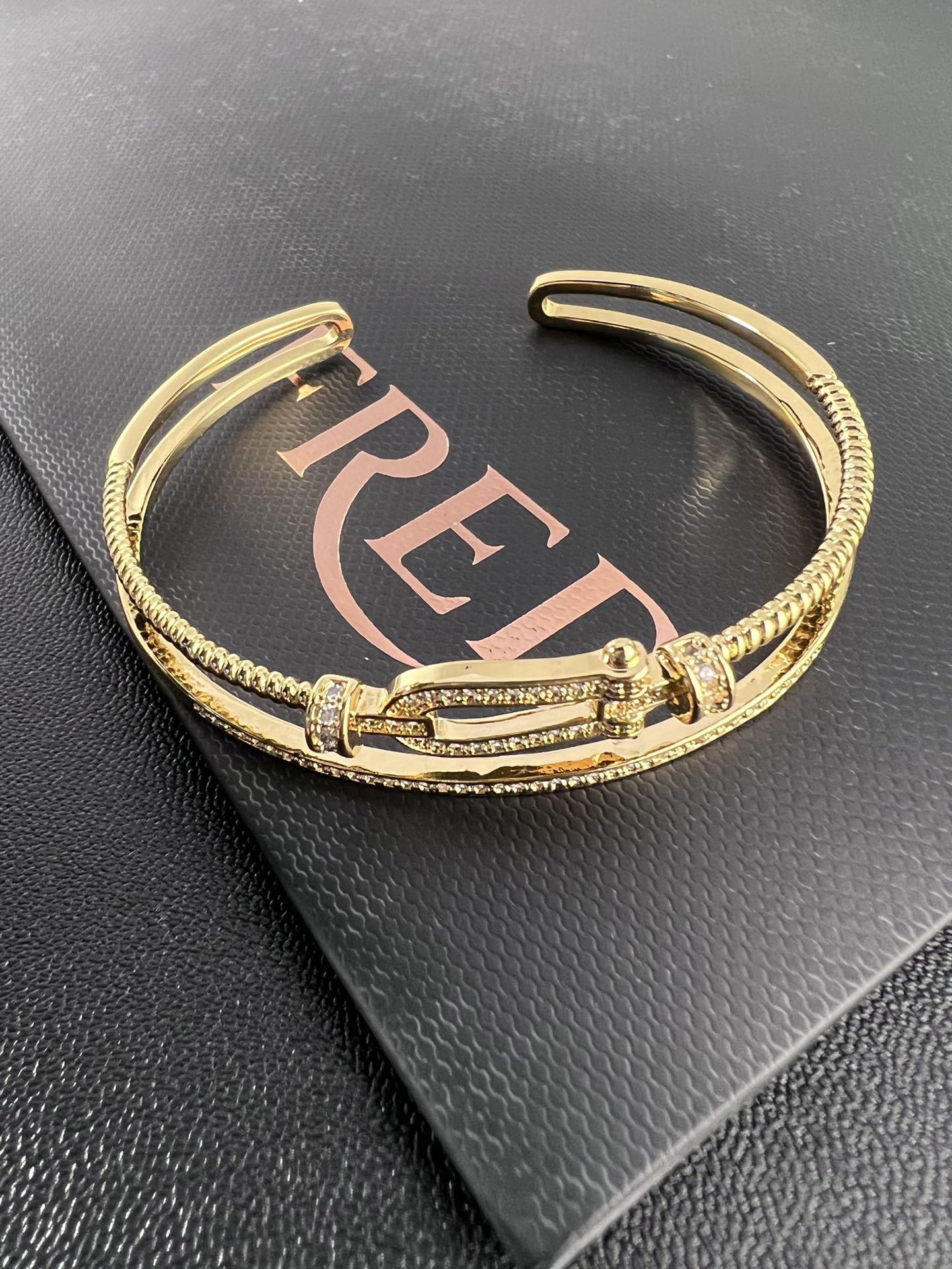 18K 하이엔드 미러급 프레드 포스텐 팔찌 (구성품 풀박스)