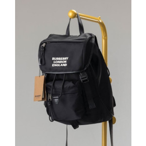 (국내배송) 버버리 로고 프린트 에코닐 백팩