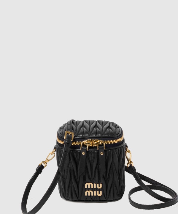 미우미우 마테라쎄 나파 레더 마이크로 백 5NR018