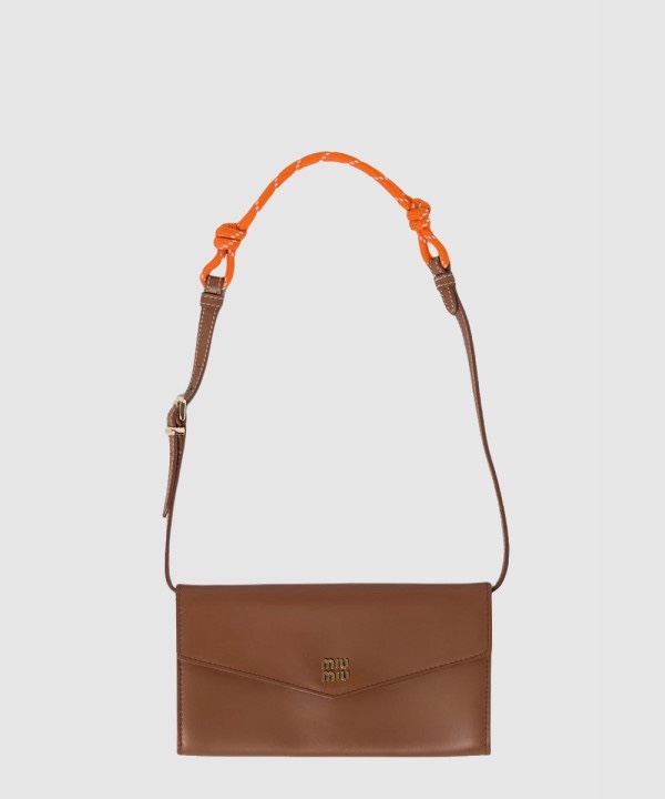 미우미우 숄더백 5DN006