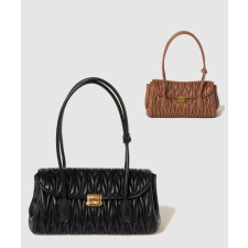 미우미우 마테라쎄 레더 숄더백 5BD265