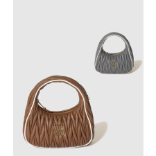 미우미우 완더 마테라쎄 파이핑 스몰 호보백 5BC125