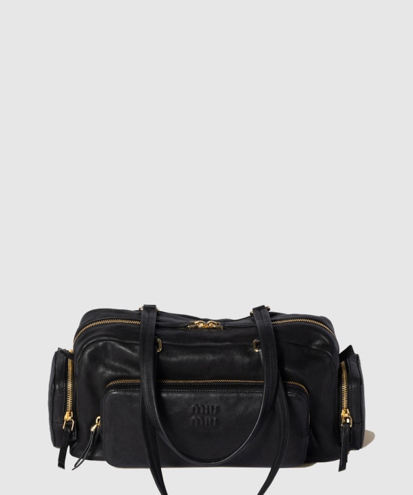 미우미우 워싱 나파 가죽 포켓백 5BB175