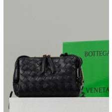 (국내배송) 보테가베네타 인트레치아토 콘서트 파우치