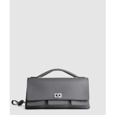 발렌시아가 벨 에어 스몰 클러치 온 스트랩 834943