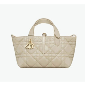 (국내배송) 디올 매크로 까나쥬 뚜주흐 스몰 백