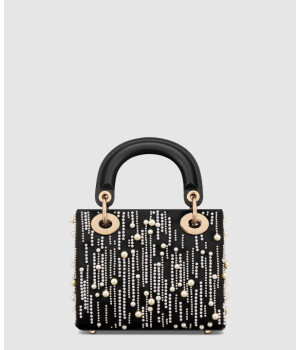디올 레이디백 미니 M0505 블랙 새틴 & 화이트 레진 진주 자수