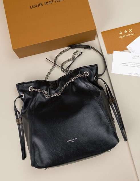 (국내배송) 루이비통 오프 듀티 바이브 MM