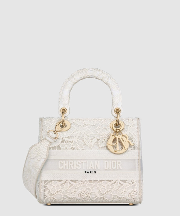 디올 미디움 레이디 디라이트 백 마크라메 M0565