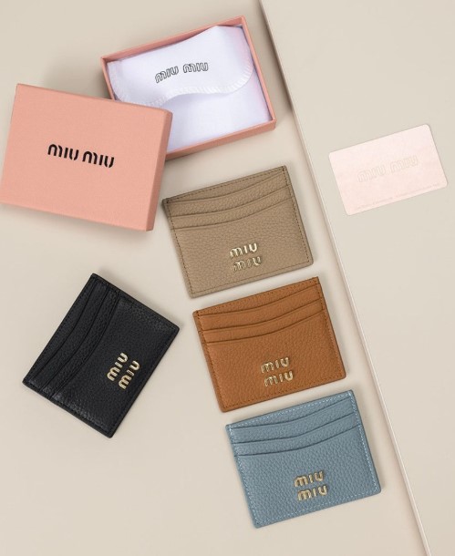 (국내배송) 미우미우 가죽 카드 지갑