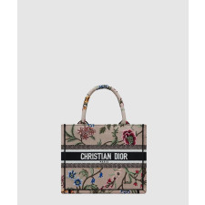 디올 북토트백 스몰 멀티컬러 라피아 자수 디올 쁘띠 플레르 M1265