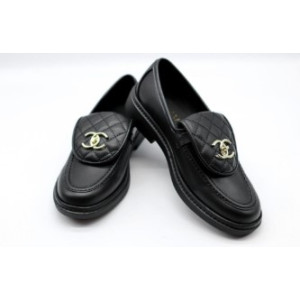 (국내배송) 샤넬 턴락 퀼팅 금장 로퍼