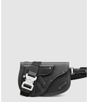 디올 새들 파우치 크로스백 1ADPO