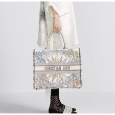 (국내배송) 디올 레브 드 인피니 북 토트백