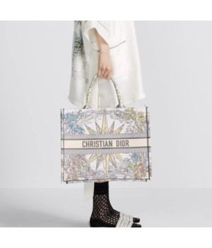 (국내배송) 디올 레브 드 인피니 북 토트백