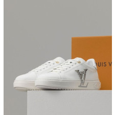 (국내배송) 루이비통 크리스탈 타임아웃 스니커즈