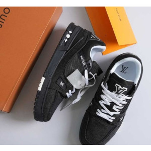 (국내배송) 루이비통 LV 트레이너 스니커즈 블랙