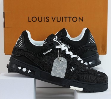 (국내배송) 루이비통 LV 트레이너 블랙 스니커즈