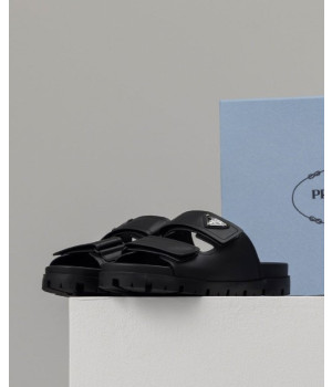 (국내배송) 프라다 남성 플립플랍 조리 슬리퍼