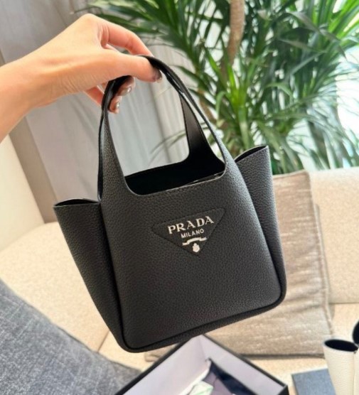 (국내배송) 프라다 비텔로 다이노 가죽 미니 토트백