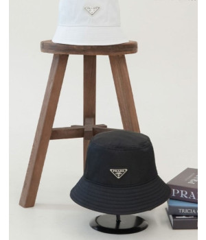 (국내배송) 프라다 남여공용 프론트 삼각로고 리나일론 버킷햇