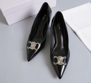 (국내배송) 셀린느 트리옹프 스틸레토 펌프스 힐