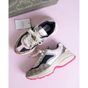 (국내배송) 구찌 GG 라이톤 레더 스니커즈 핑크베이지