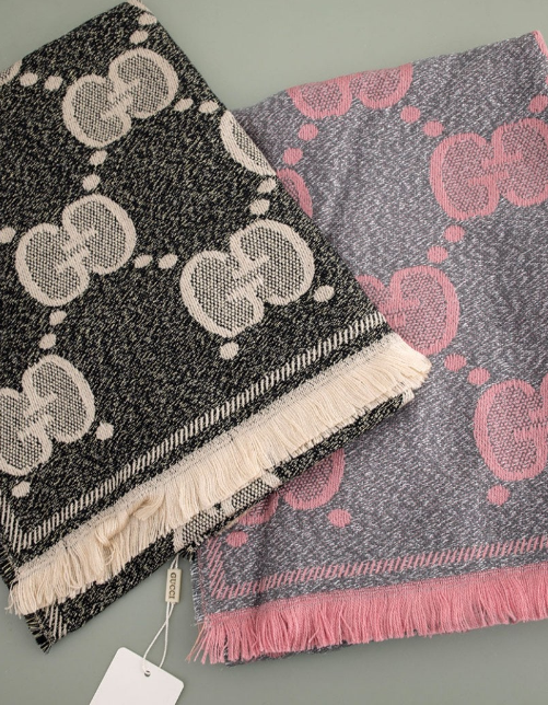 (국내배송) 구찌 GG 울 자카드 스카프