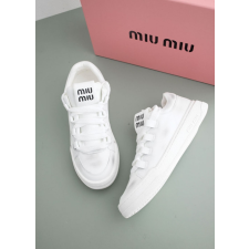 (국내배송) 미우미우 여성 가죽 스니커즈