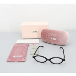 (국내배송) 미우미우 리가드 안경 블랙 뿔테