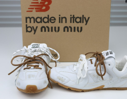 (국내배송) 미우미우 X 뉴발란스 530 SL 블리치드 스니커즈