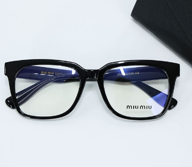 (국내배송) 미우미우 이니셜 브릿지 스퀘어 안경테
