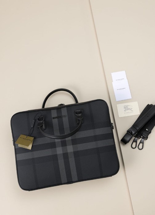 (국내배송) 버버리 에인스워스 브리프케이스