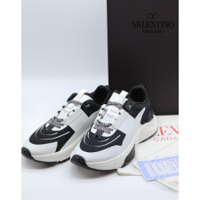 (국내배송) 발렌티노 가라바니 블랙&화이트 스니커즈