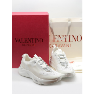 (국내배송) 발렌티노 가라바니 스니커즈