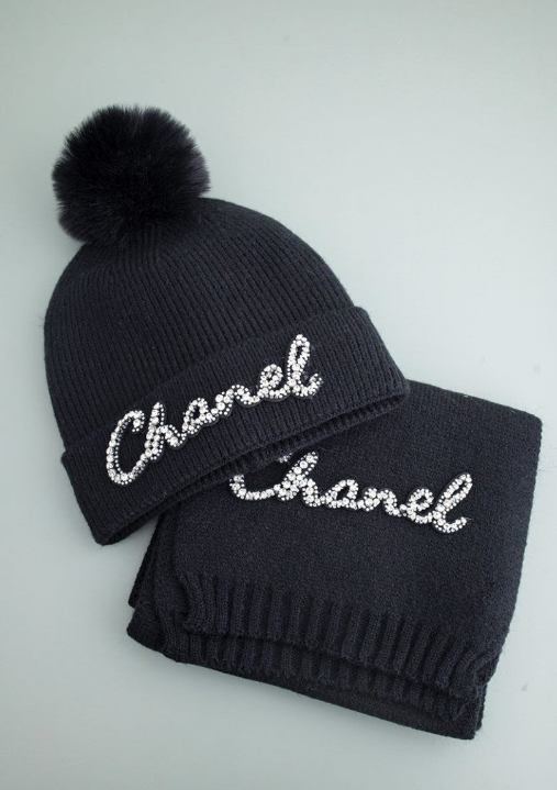 (국내배송) 샤넬 로고 니트 모자 목도리 윈터 세트