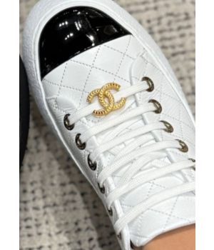 (국내배송) 샤넬 25A cc로고 트위드 펜던트 퀄팅 스니커즈