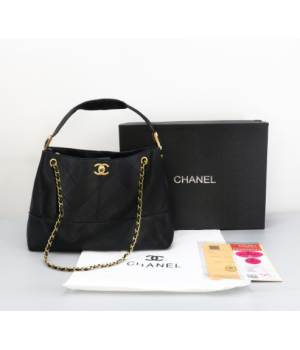 (국내배송) 샤넬 2024/25 공방 카프스킨 미듐 쇼핑백