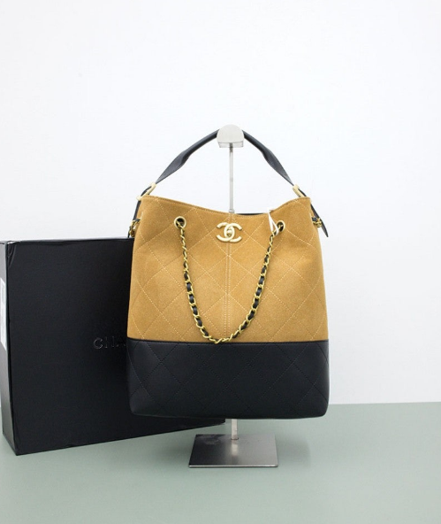 (국내배송) 샤넬 스웨이드 카프스킨 쇼퍼백