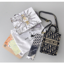 (국내배송) 디올 북토트 미니 휴대폰백