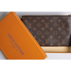 (국내배송) 루이비통 모노그램 키 파우치 미디움 클러치