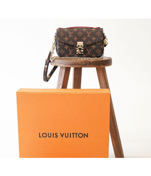 (국내배송) 루이비통 포쉐트 메티스 이스트 웨스트 백