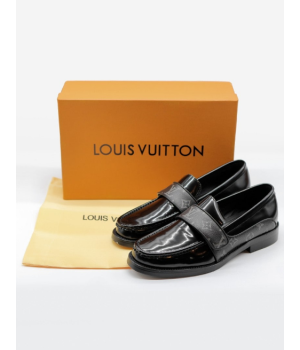 (국내배송) 루이비통 밴딩 포인트 남성 구두 로퍼
