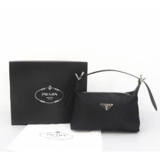 (국내배송) 프라다 나일론 숄더백