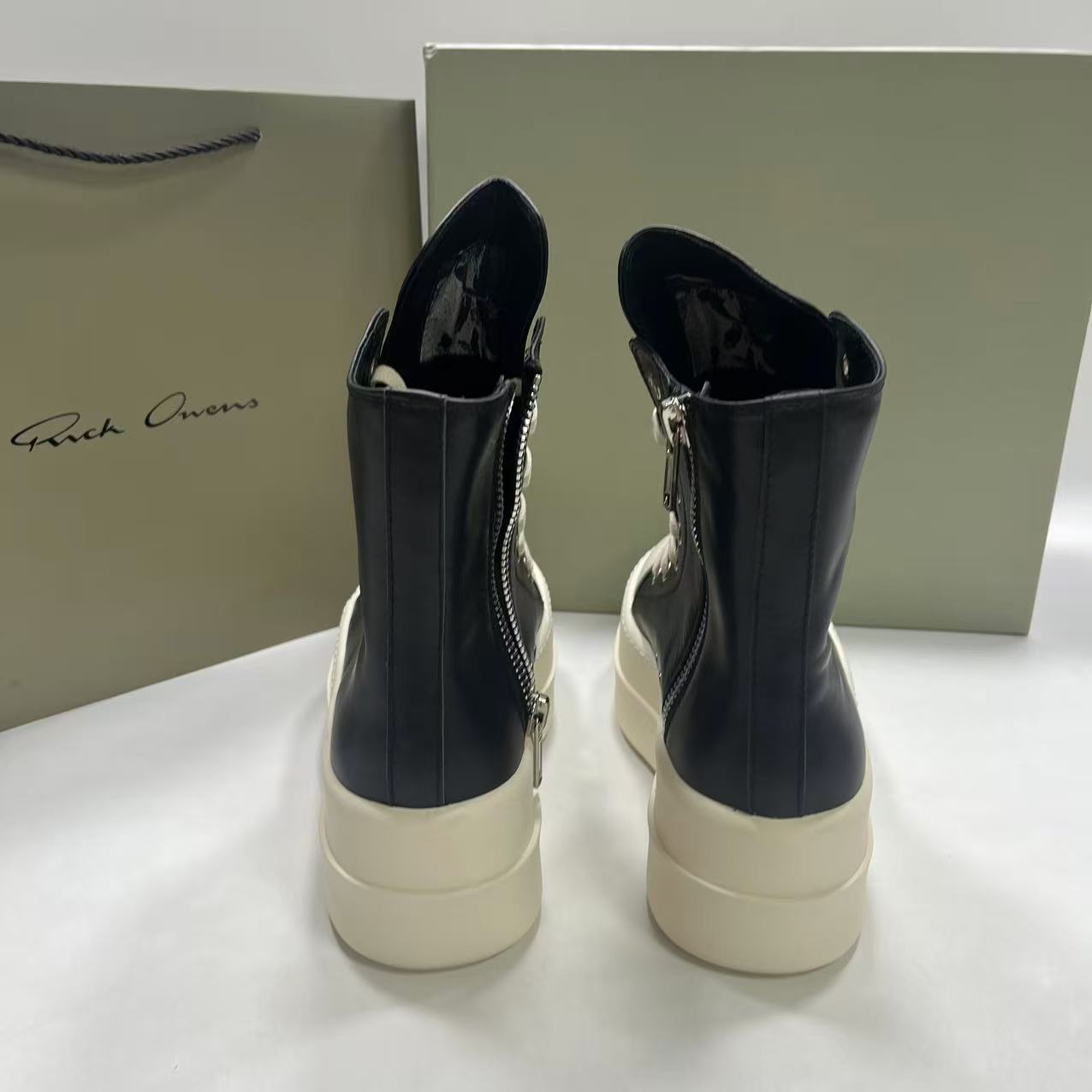 박*호님 릭오웬스 메가범퍼 하이탑 검품 및 출고