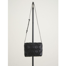 (국내배송) 보테가베네타 인트레치아토 디아고 메신저백