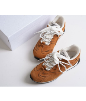 (국내배송) 디올 헤이즐넛 스웨이드 레더 스니커즈